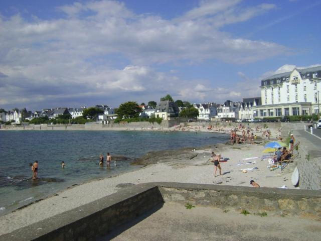 Votre Vue, La Mer, Les Bateaux !!! Wir Sprechen Flieben Deutsch, Touristentipps, We Speak English กงการ์โน ภายนอก รูปภาพ