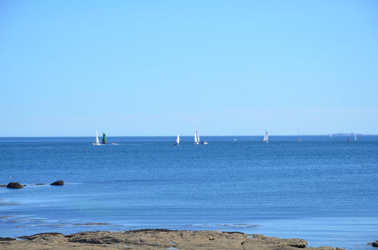 Votre Vue, La Mer, Les Bateaux !!! Wir Sprechen Flieben Deutsch, Touristentipps, We Speak English กงการ์โน ภายนอก รูปภาพ